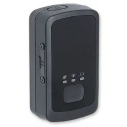 Trackitt Portable GPS Tracker + Riemhouder – Live Tracking met Flexibele Draagoptie en Zonder Abonnement